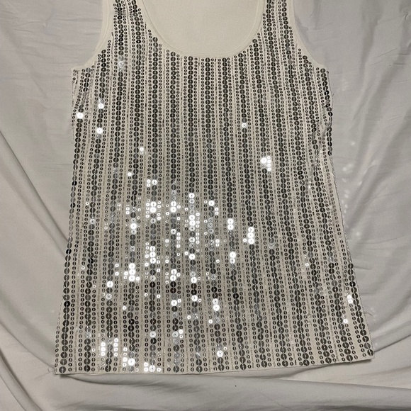 Ann Taylor Loft White and Silver sequin tank top xs - Picture 1 of 4
